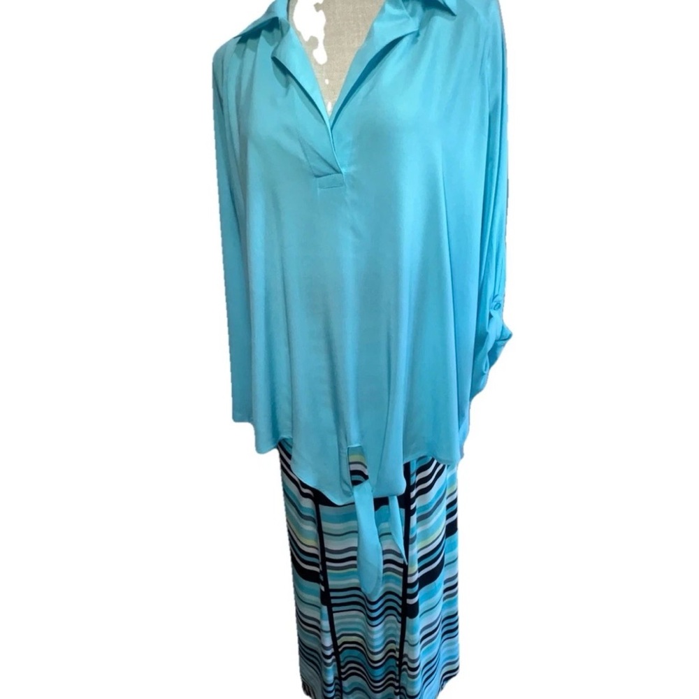 Nue Options Women 2 Pcs Blue Top Striped Blue Black White Women's Skirt Size 2X